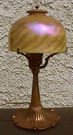 7inyellowlamp.jpg (31211 bytes)